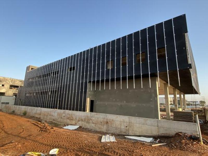 בניין משרדים ,כפר סבא