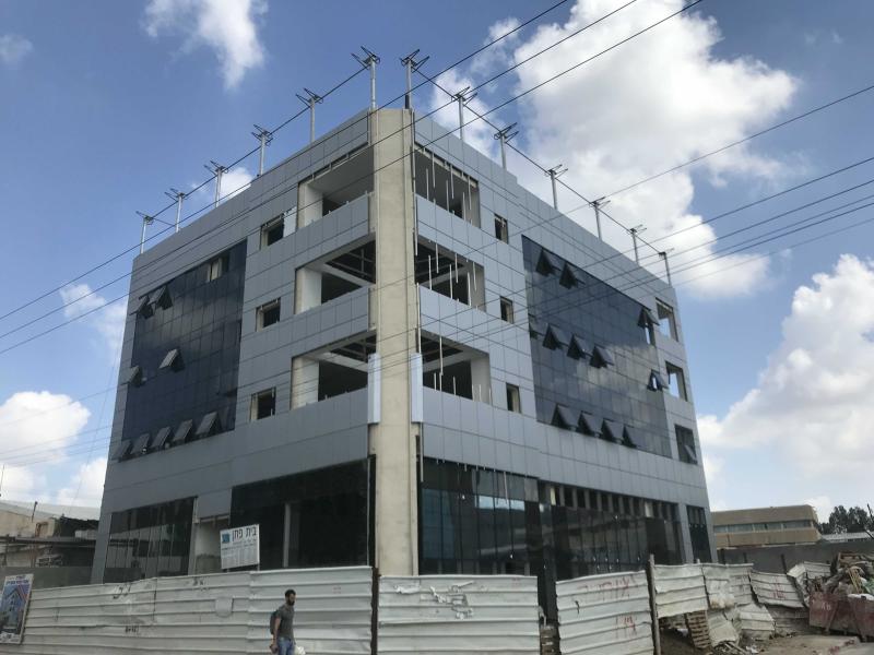 מרכז מסחרי ,אור יהודה